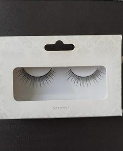 Baci Glamour Kunstige Øjenvipper til Flot Look